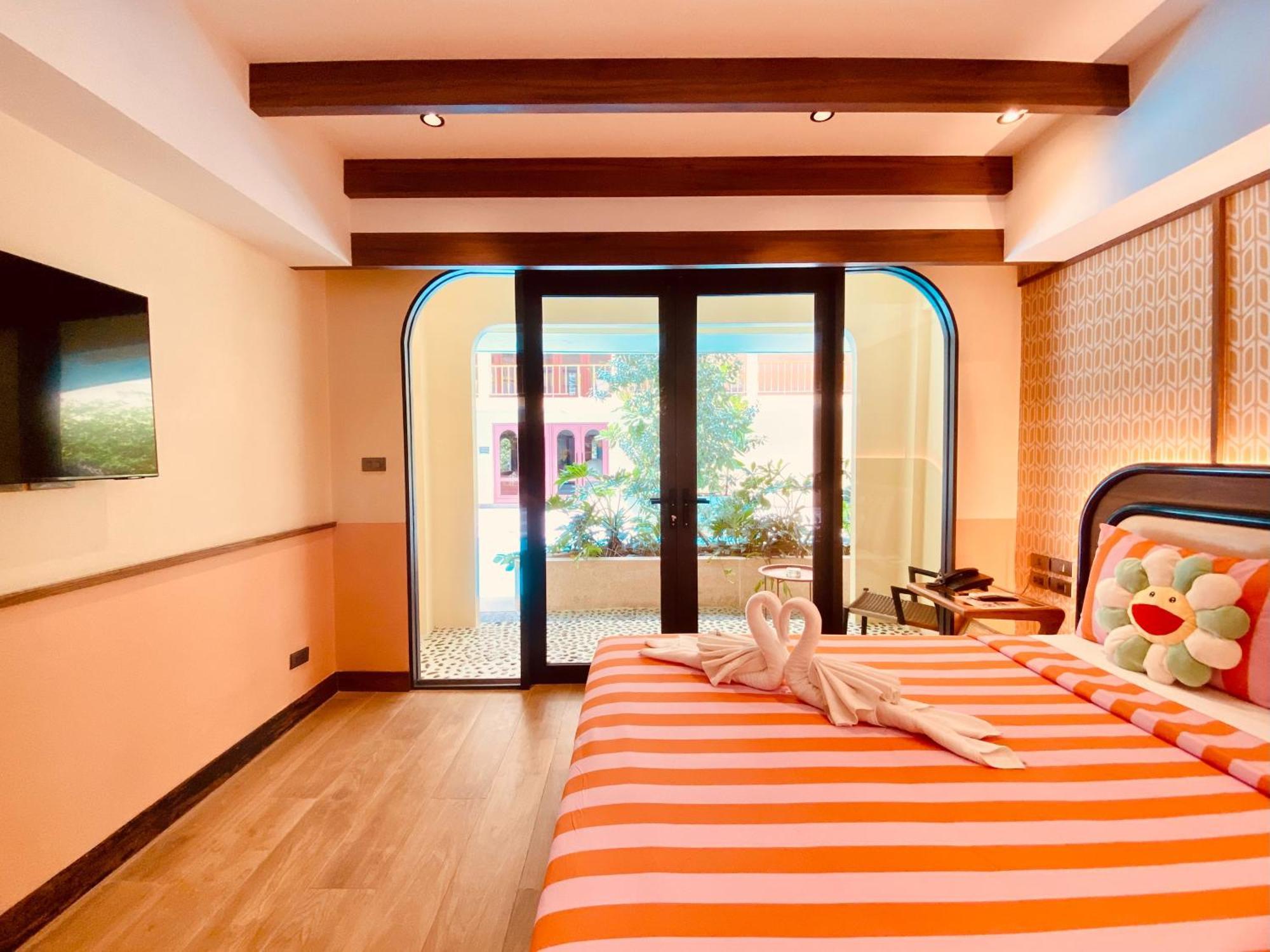 Miami Hotel Bangkok Room photo